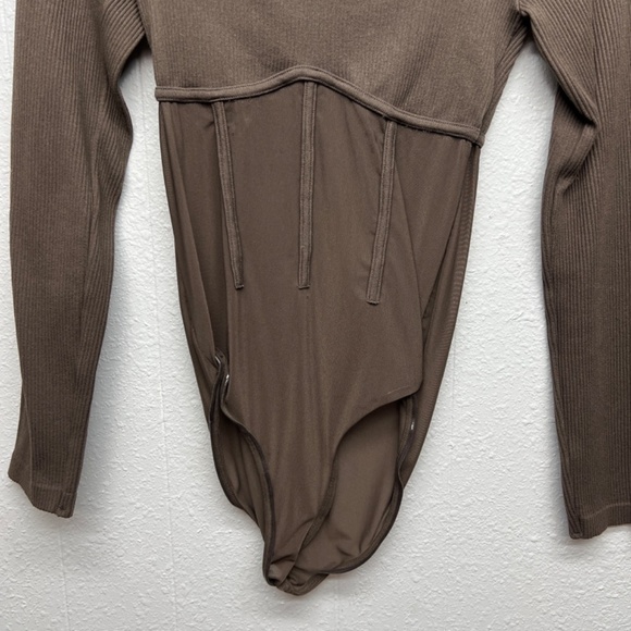 Zara Chic Coquette Feminine Understated Sultry Mesh Womens Bodysuit Size Medium - Picture 3 of 11